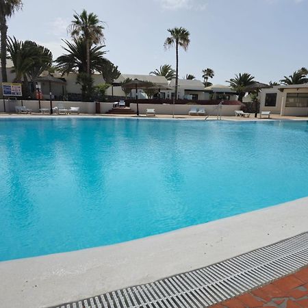 Bungalow Goa Pool View, Playa Roca Residence Sea Front Access - Free Ac - Wifi Коста-Тегісе Екстер'єр фото