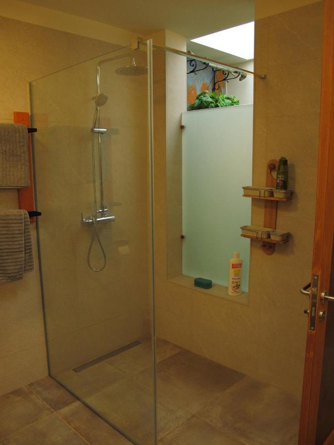 Bungalow Goa Pool View, Playa Roca Residence Sea Front Access - Free Ac - Wifi Коста-Тегісе Екстер'єр фото